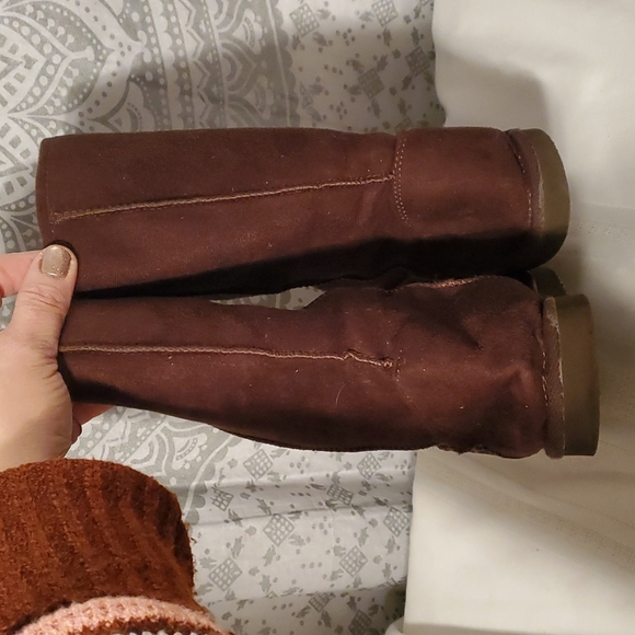 Girls 3 brown cozy calf boot - Picture 3 of 10